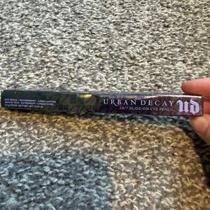 Alkaline 24/7 Glide-On Waterproof Eyeliner Pencil | Urban Decay